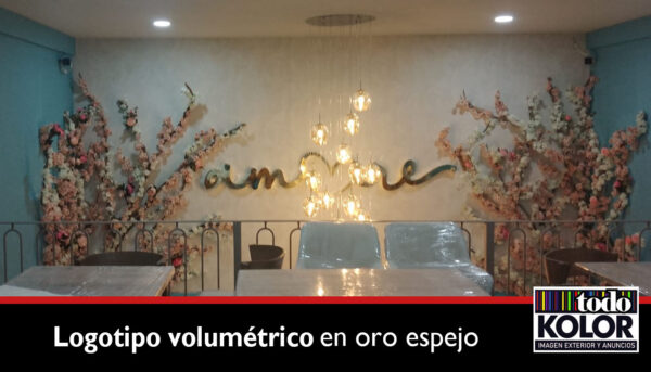 LOGOTIPO VOLUMÉTRICO EN ORO ESPEJO