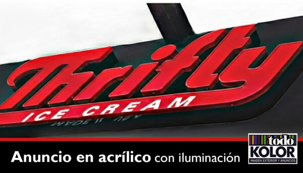 ANUNCIO EN ACRÍLICO CON ILUMINACIÓN