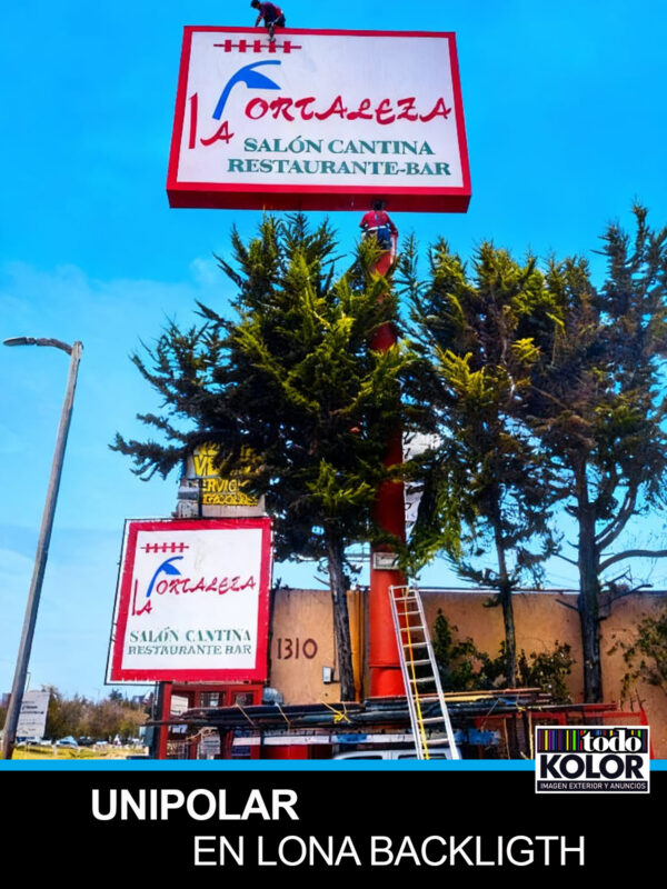 ANUNCIO UNIPOLAR EN LONA BACKLIGTH