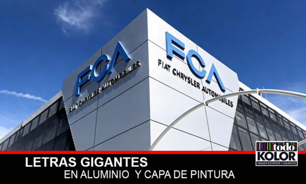 Letras FCA en Aluminio Sobre Fachada de Alucobond
