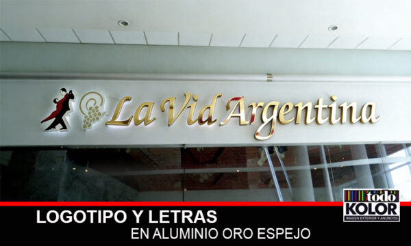 LOGOTIPO LUMINOSO EN ALUMINIO ORO ESPEJO