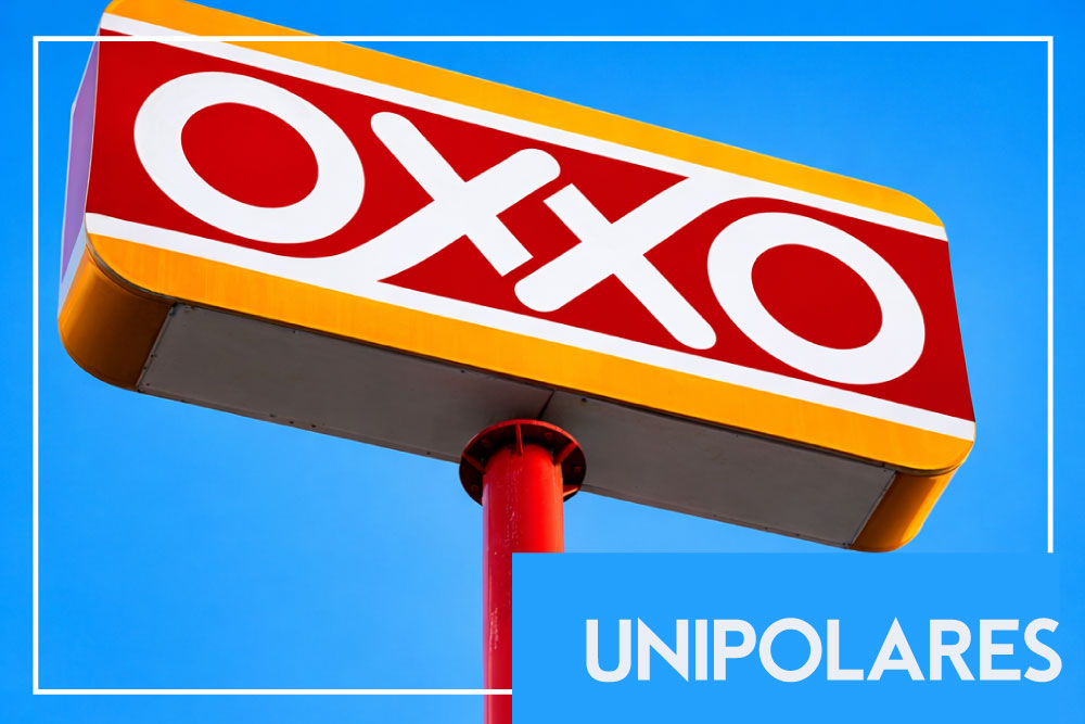 Anuncio Unipolar con recorte de vinil e iluminación LED en Toluca.